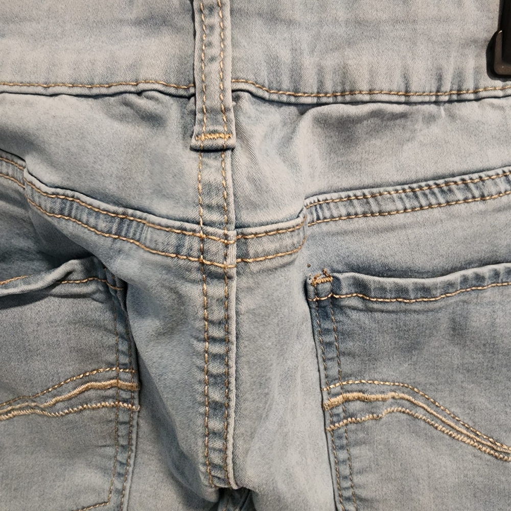 SO Women's Light Blue Skinny Jeans - Picture 5 of 9